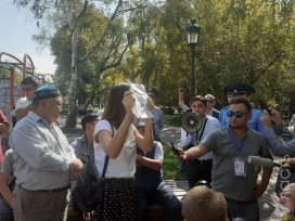 В Алматы полиция задержала несколько десятков протестующих 