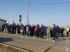 Транзитом через Казахстан в другие страны выехали около 40 тыс. граждан России – МВД