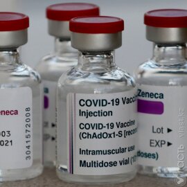 Страны ЕС приостанавливают использование вакцины AstraZeneca
