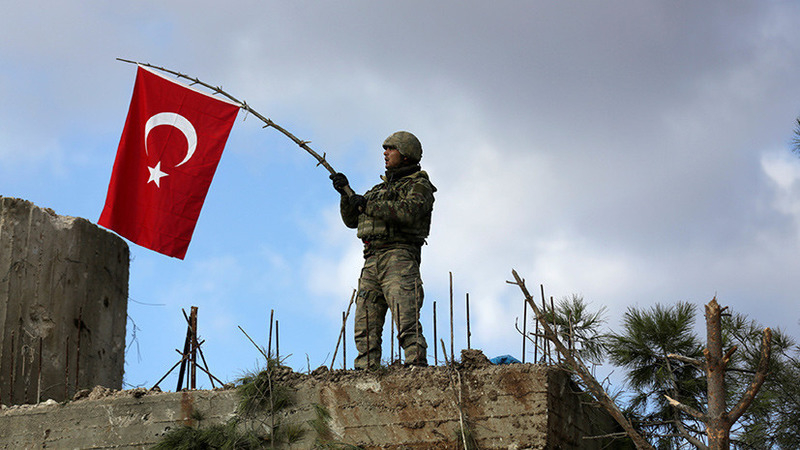 В Сирии в результате авиаудара погибли 33 турецких военных