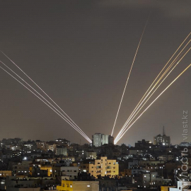 Иран выпустил по Израилю сотни ракет и дронов 