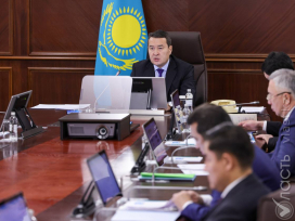 Смаилов обвинил акиматы в слабой работе по снижению водозатрат и повышению урожайности