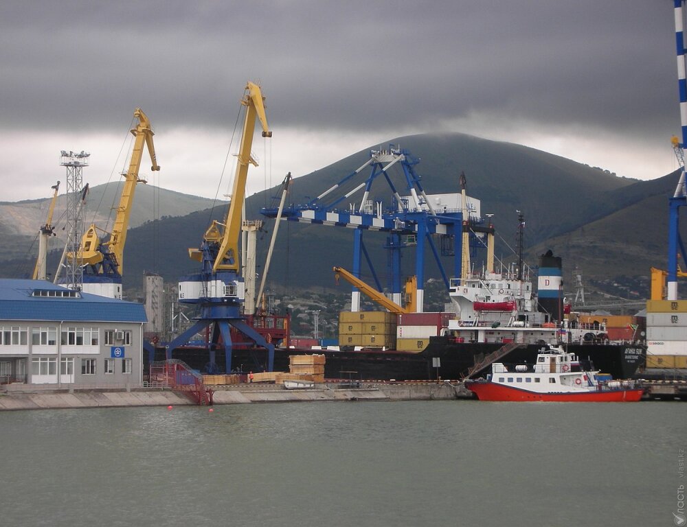 Казахстан на политическом уровне будет поднимать вопрос стабильной работы порта в Новороссийске – Саткалиев