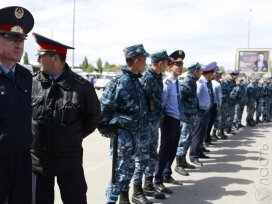 Несколько ТРЦ в Алматы эвакуировано после сообщений о заложенных бомбах 