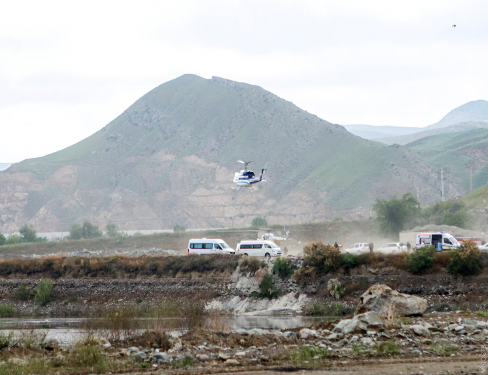 Иранские спасатели заявили, что при крушении вертолета никто не выжил 