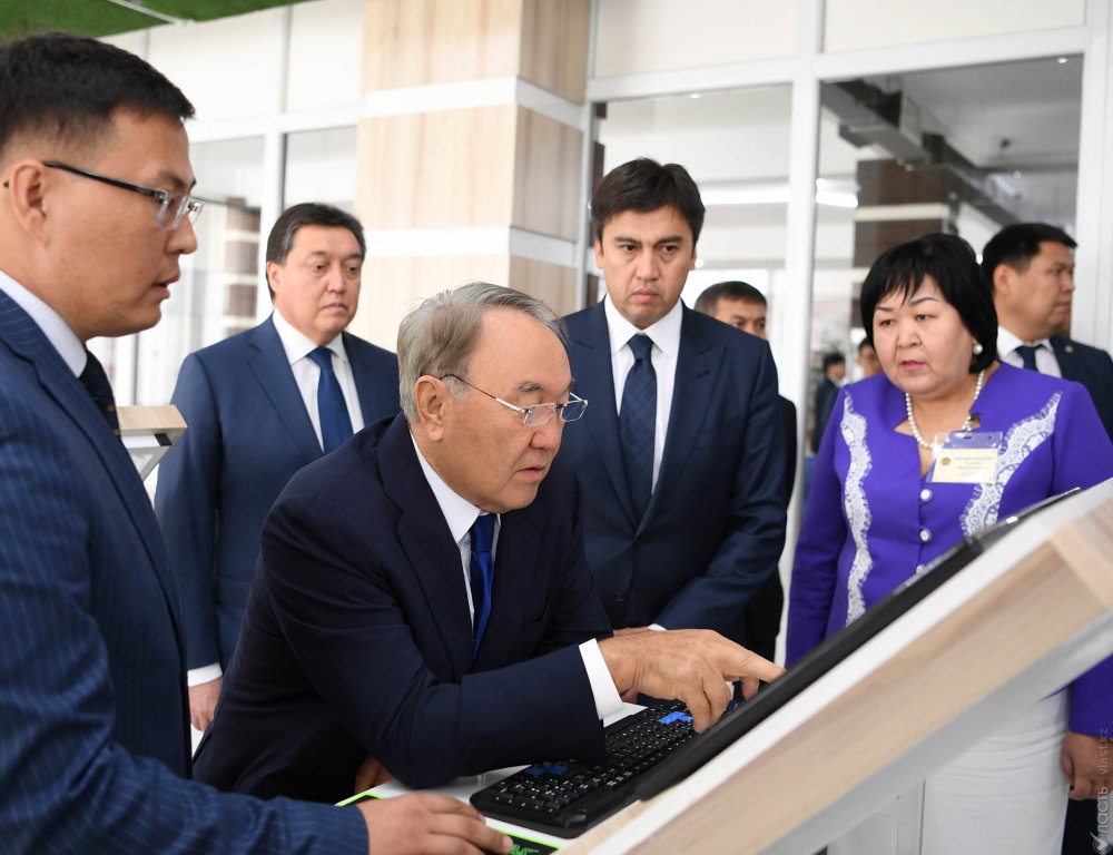 Назарбаев поручил оказать поддержку МСБ Шымкента