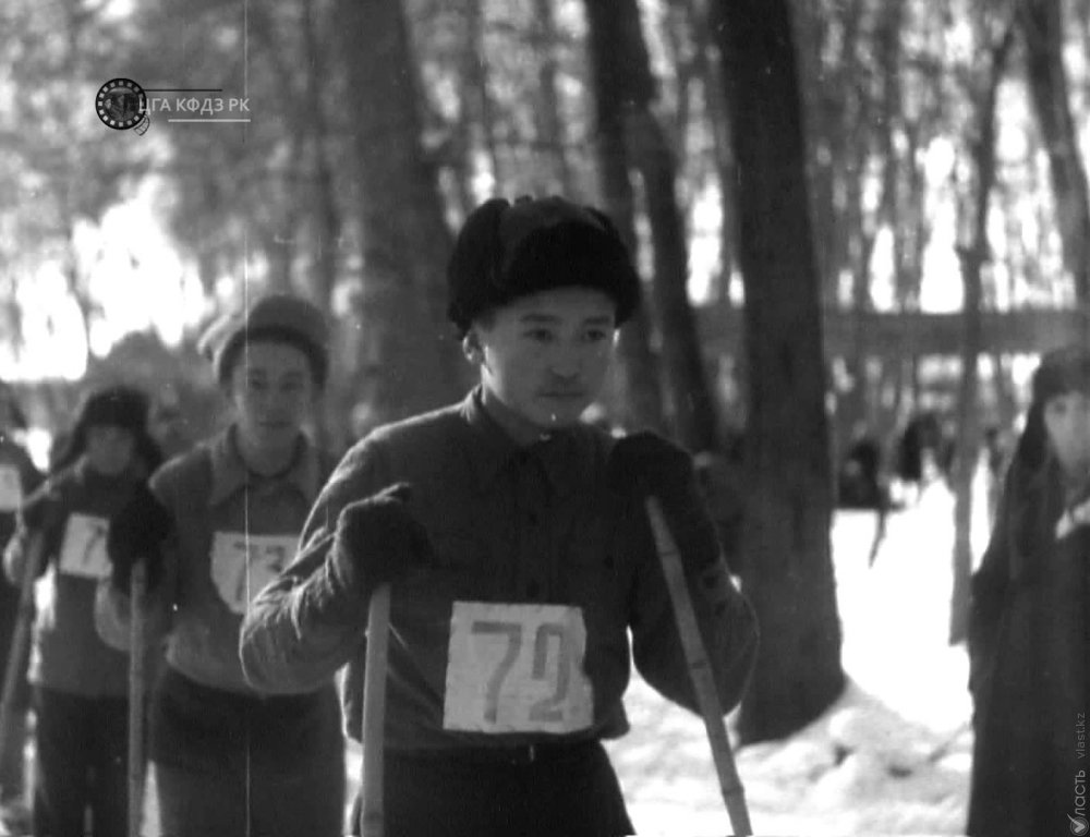 Новогодние забеги в Алматы: 1949 год и 2019 год