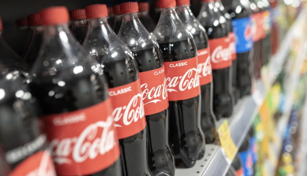 Coca-Cola окончательно уходит из России