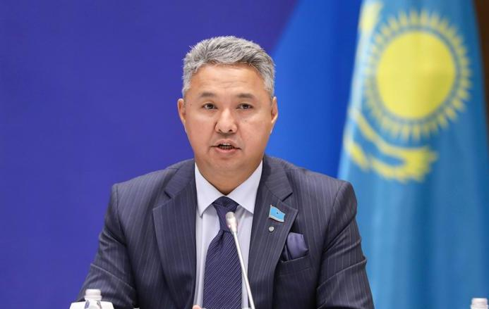 Перуашев предлагает «достойно» отметить 100-летие Казахской Республики