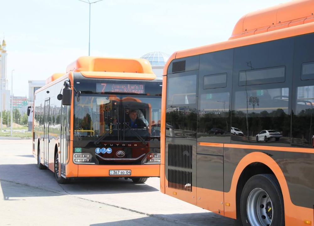 100 новых автобусов выйдут на маршруты в Актобе до конца июня 