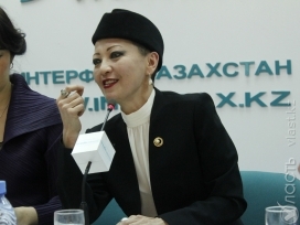 Перенесшая рак джазовая певица Жанна Саттарова призывает казахстанцев вовремя проходить профилактику 