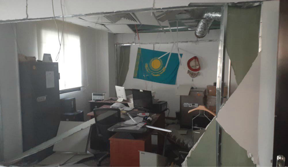 Офис дипмиссии Казахстана в Ливане пострадал в результате взрыва в Бейруте