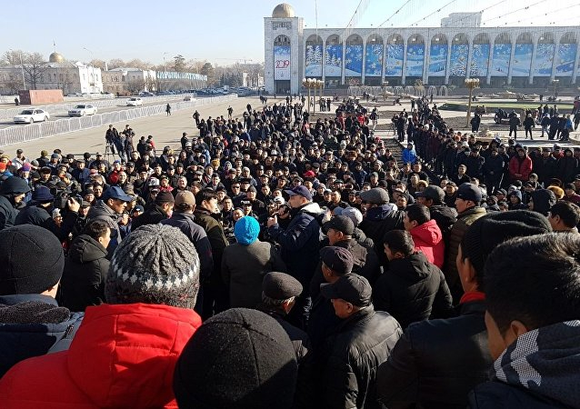 Жители Бишкека вышли на митинг против китайской экспансии