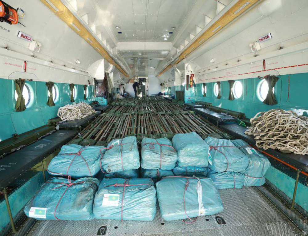 Казахстан отправил в Афганистан лекарства и палатки для пострадавших от землетрясения