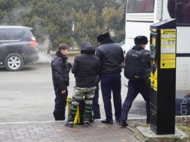 Более десяти активистов в нескольких регионах задержаны или подвергнуты адмарестам накануне Дня Республики