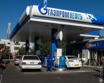 «Газпром нефть &mdash; Казахстан» временно будет продавать не более 20 литров бензина АИ-92 на один автомобиль