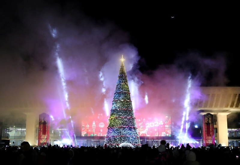 В Астане потратят больше на новогоднее оформление города, чем в Алматы