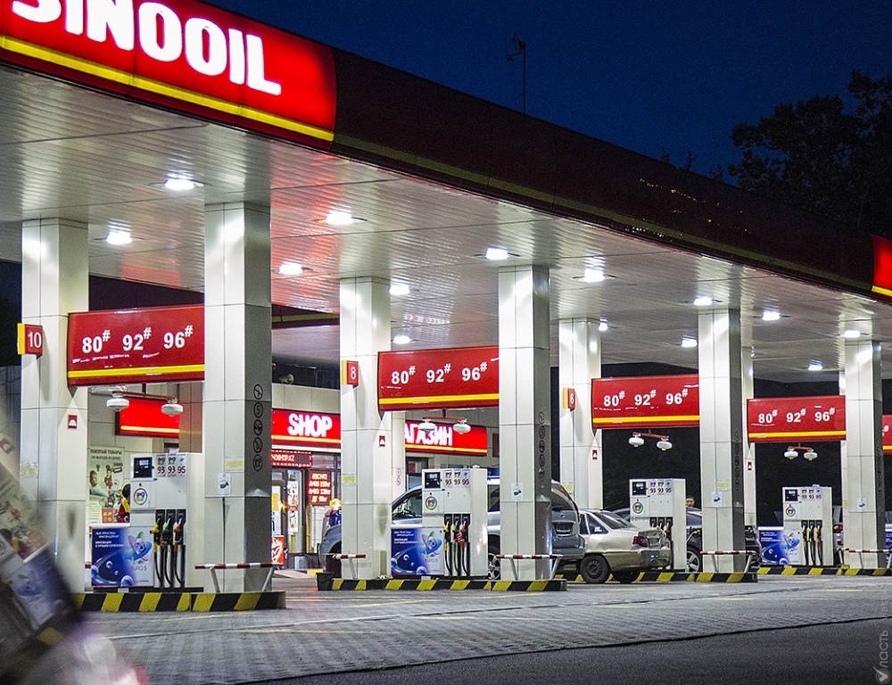 Сеть АЗС Sinoil заплатила штраф в 22 млн тенге за необоснованное повышение цен на бензин