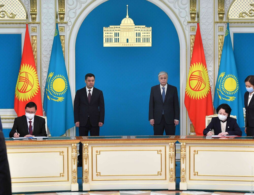 Токаев совершит визит в Кыргызстан 26 мая