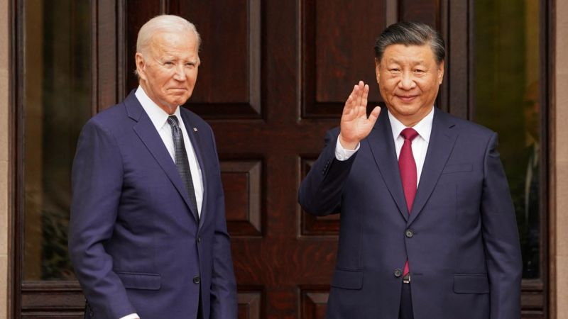Китай и США договорились восстановить каналы прямой связи между военными