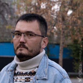 Суд в Алматы отправил под арест каракалпакского правозащитника Муратова 
