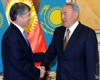 Нурсултан  Назарбаев провел встречу  с  Алмазбеком Атамбаевым