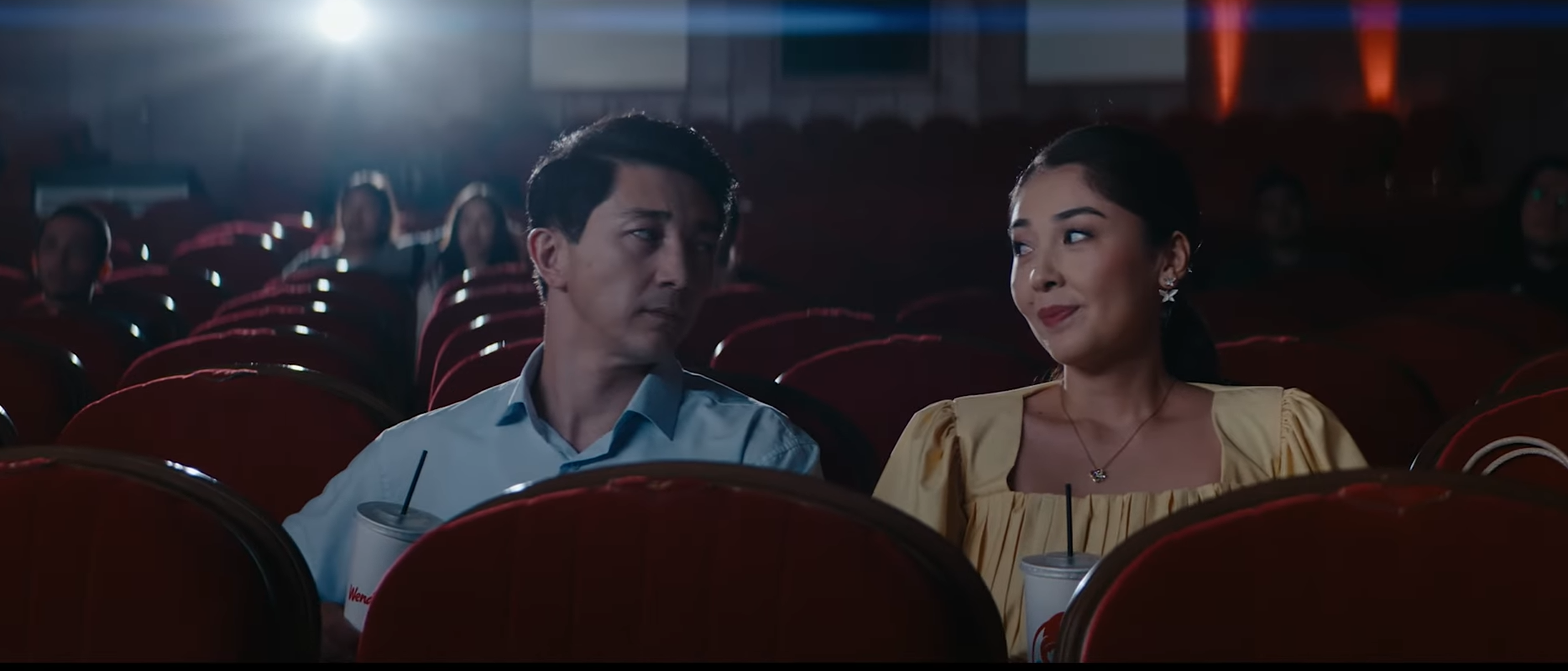 Жыныстық қатынас кезінде қолыңызда ұстау